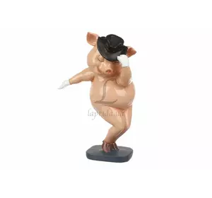 Сувенир "Свинка танцует"